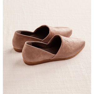 Amour Vert Padu flats